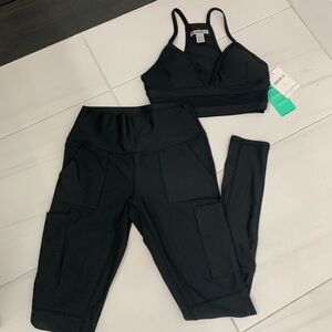 Racer back sports bra and 3/4 length leggings
